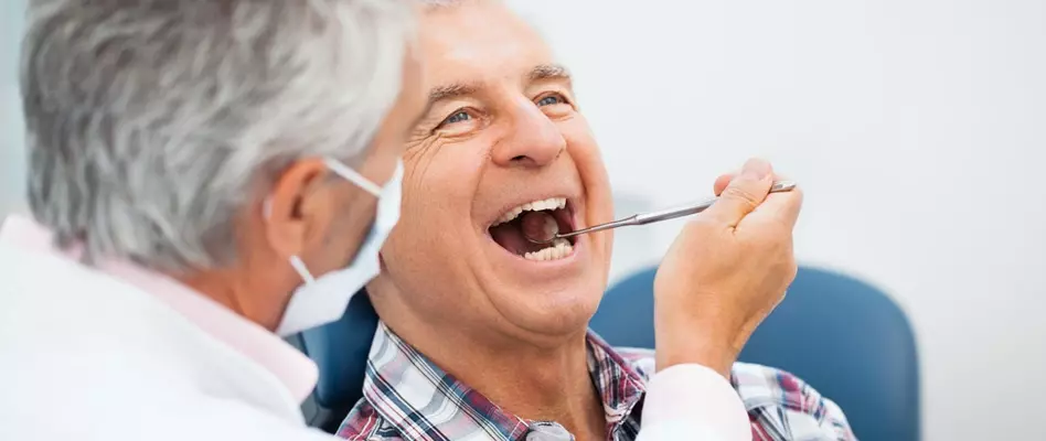 Santé des seniors et problèmes bucco-dentaires