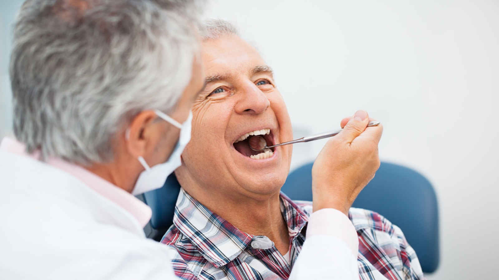 Santé des seniors et problèmes bucco-dentaires